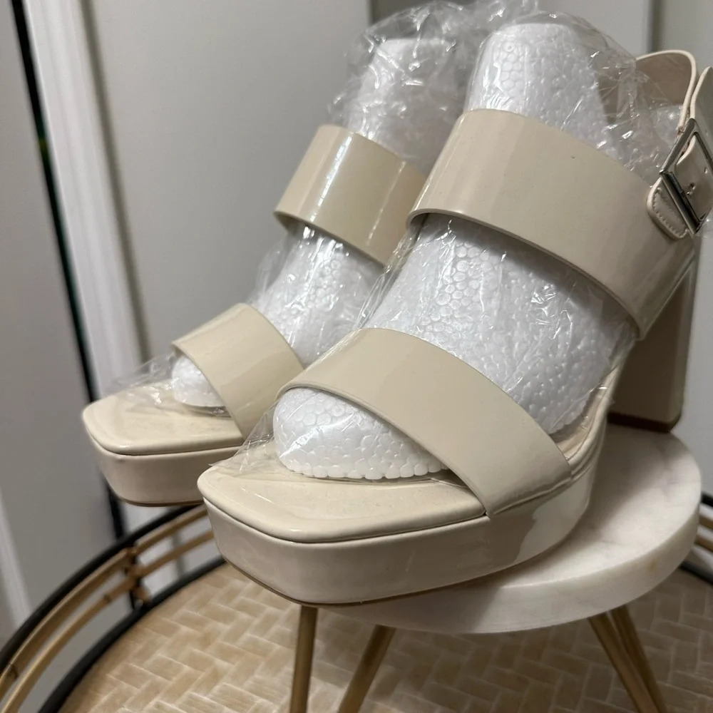 Soda Beige‎ Platform Heels